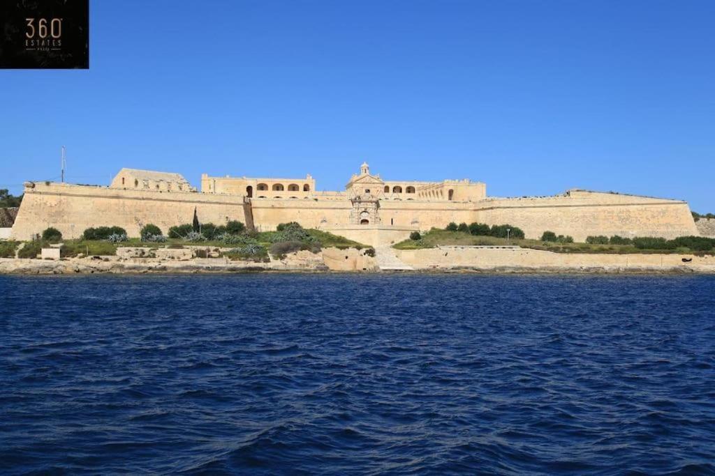 A Lovely 3 Bedroom, 3 Baths Home In The Centre Of Gzira By 360 Estates Eksteriør billede