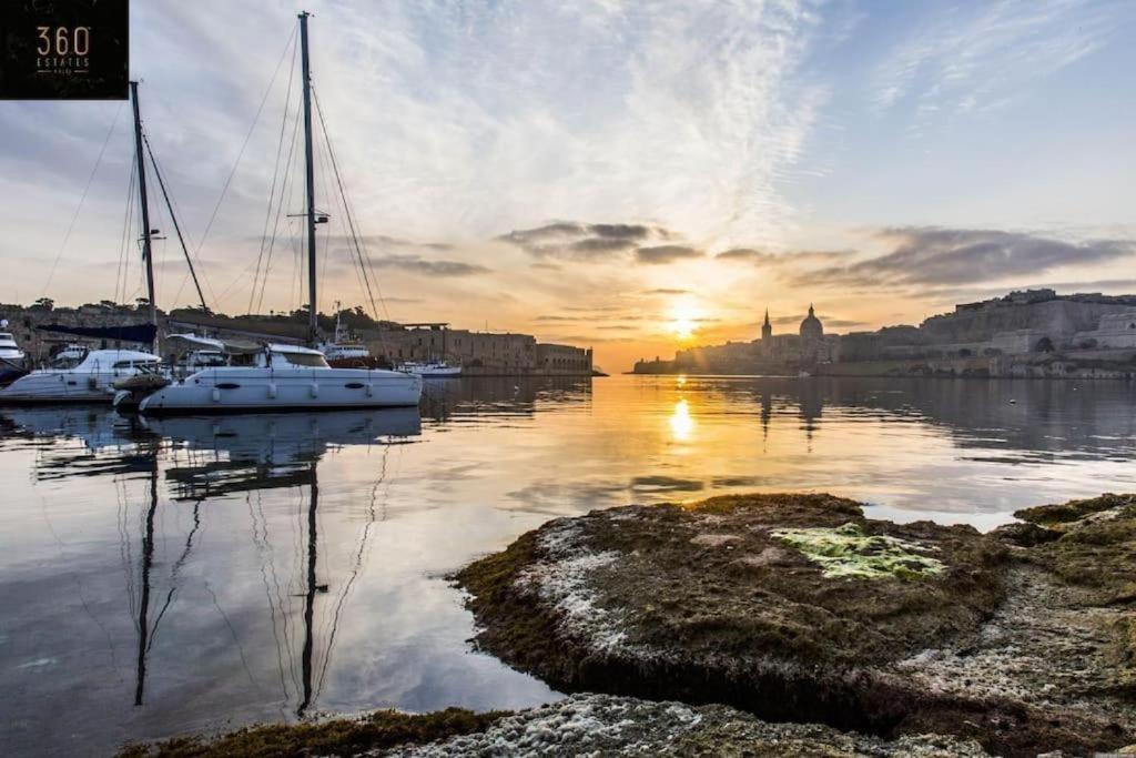 A Lovely 3 Bedroom, 3 Baths Home In The Centre Of Gzira By 360 Estates Eksteriør billede